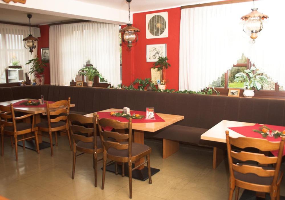 Landgasthaus Hoffmeister Hehlen Ngoại thất bức ảnh